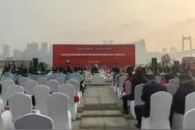 沉浸式体验“参军” 国防教育“动”起来 九龙坡区举行数字国防军事体验开放日活动图片
