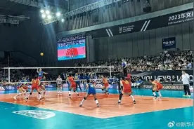 巴黎奥运会女排资格赛：中国女排战胜捷克女排图片