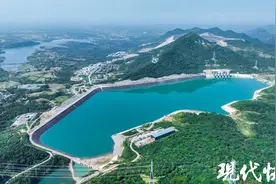 60层楼高！世界坝体最高抽水蓄能电站首批机组并网发电图片