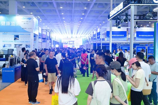 主动健康・拥抱美好生活丨康复机器人、5G远程诊疗、AI中医诊断系统……2025山东国际大健康产业博览会上纷纷亮相