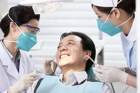 4成老人缺牙，老年人镶牙有三大选择图片
