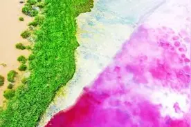 让自然珍宝绽放新光彩——探秘世界自然遗产巴丹吉林沙漠—沙山湖泊群图片