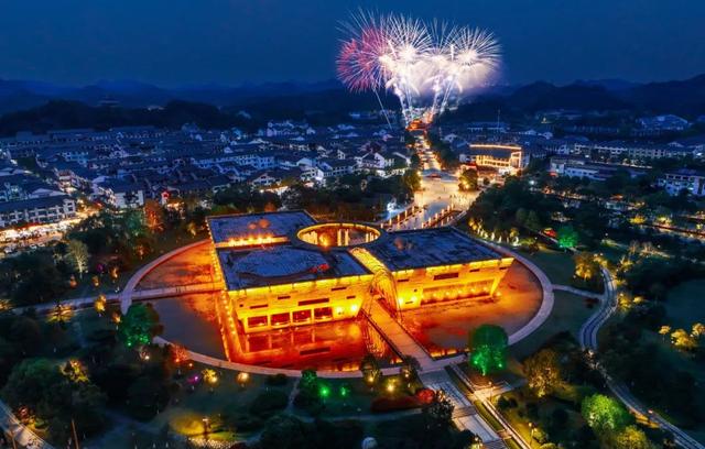 以爱之名·白露为笺！这个七夕邀TA共赴龙虎山：放福灯、观银花、结仙缘！