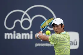 【ATP1000迈阿密站】商竣程不敌福纳基，无缘晋级男单32强图片
