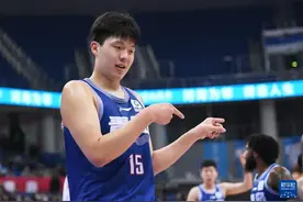 CBA | 未来可期！杨瀚森获得常规赛最佳星锐球员图片