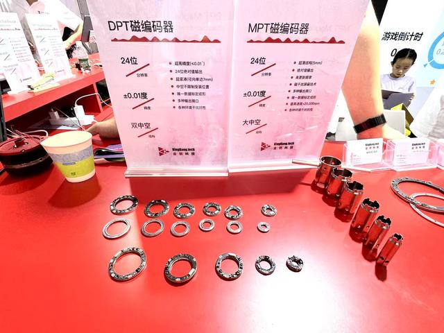 2025世界机器人大会观察：人形机器人销量火爆，可工业机器人巨头仍不下场