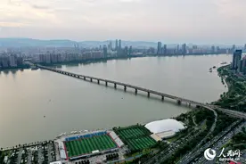 江西南昌：十桥同架 拓空间促发展图片