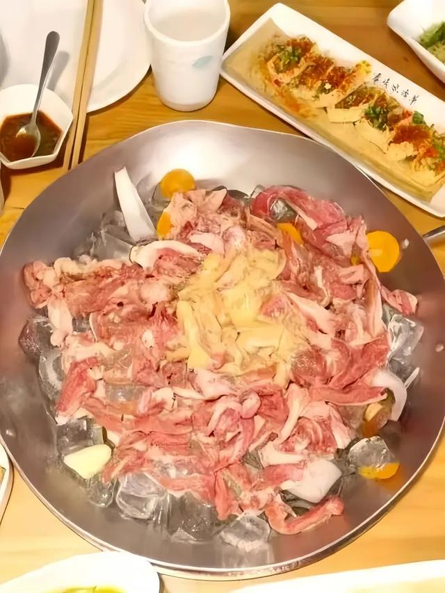 @蒙超球迷：来都来了！从呼市体育馆出发，玩转青城再走！