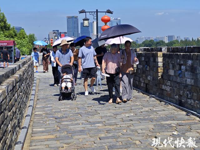 读城︱650岁南京城墙“最美1400米”修缮完成，城墙北线恢复全线开放