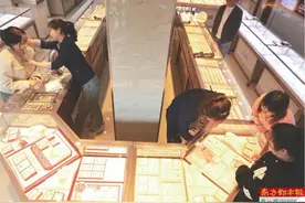 首饰金与回收金，克价差近200元图片