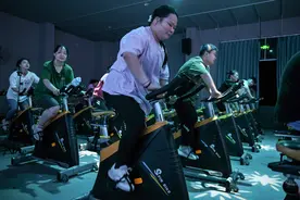 外媒：中国超重者奔向“减肥训练营”图片