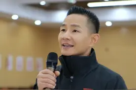 秀我中国丨格斗冠军杨建平与震后师生的2024年“第一课”图片