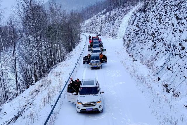 践行“两山”理念 跨省文旅融合新实践——2025年“中国最冷小镇·呼中兴安之巅森林冰雪穿越季”活动在呼中区举办