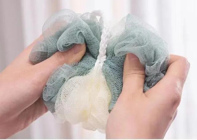 包水果的泡沫网兜，为什么做出来就是一个立体的网？