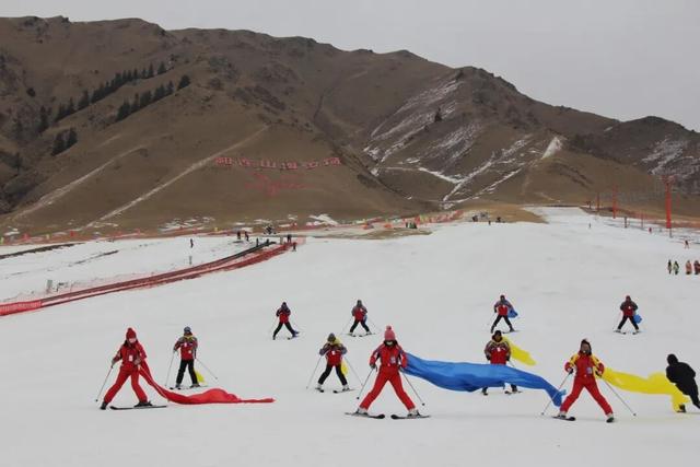 滑雪冲鸭！冬日撒欢就来张掖祁连山滑雪场