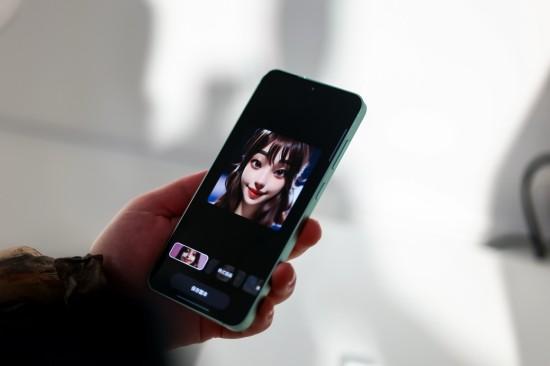 手机AI持续进化 Galaxy AI推动智能体验全面升级