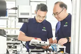 创业在点军系列报道｜“智造”机器人走进50多所高校图片