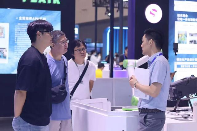 展会直击｜昊舜视讯闪耀第四届数贸会，以全生态低空经济解决方案引领行业创新未来