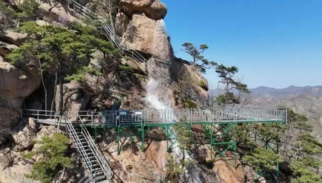 岫岩清凉山风景区：绿海仙踪里的避暑秘境 夏日里最动人的诗篇
