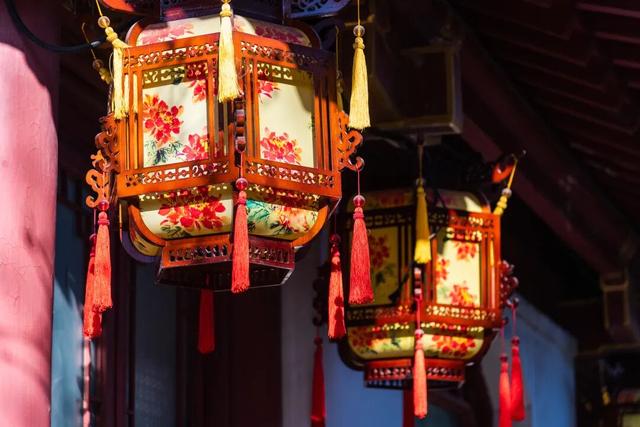 加载进度40%！济南市第45届天下第一泉迎春花灯会蓄势待发