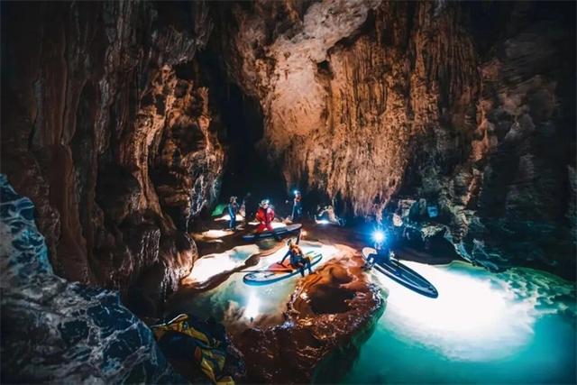 清镇石龙洞：都夸咱家山水美