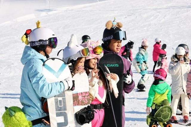 滑雪、拍照、逛吃……长春冰雪季的“女主剧本”火了！
