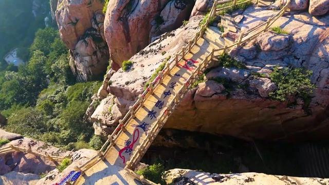 七夕景区婚姻登记预约火爆！“旅行领证”模式撬动文旅消费新增长