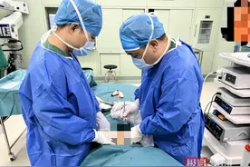 荆州8岁男童右侧腹股沟长包块，父母带孩子来汉微创手术补疝图片