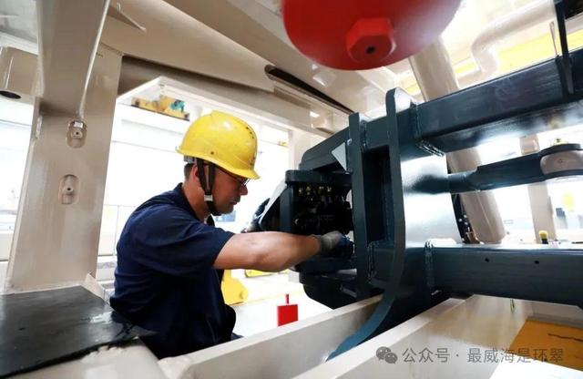 C919靠它牵引？35吨货物360°转圈？揭秘威海这家隐形冠军