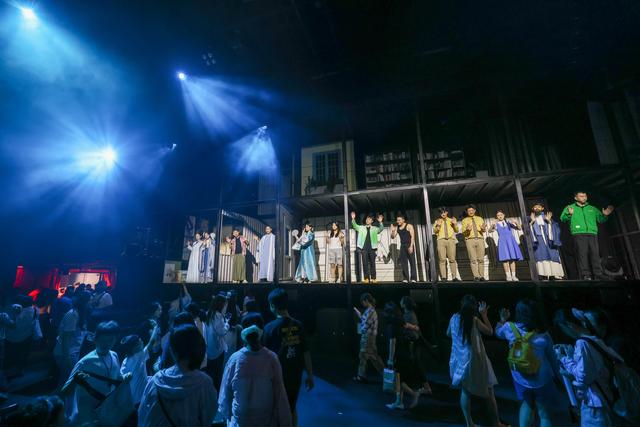 只有红楼梦·戏剧幻城开城两周年，超200万名游客走进剧场