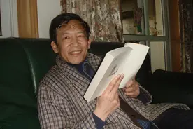 光从中华来，心向远方去——怀念老同学陈中华图片