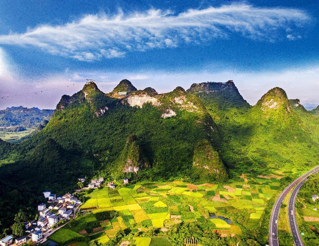 秋季登高攻略 | 来阳朔如意峰，拍摄你的专属秋日大片！