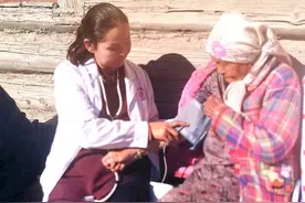 “她”们一路生花，“她”是谁？图片