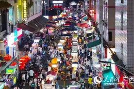 “夜经济”升温 为城市消费增添新动能图片