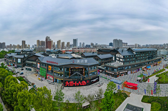 跟着演唱会游六安｜来一场说走就走的City Walk！