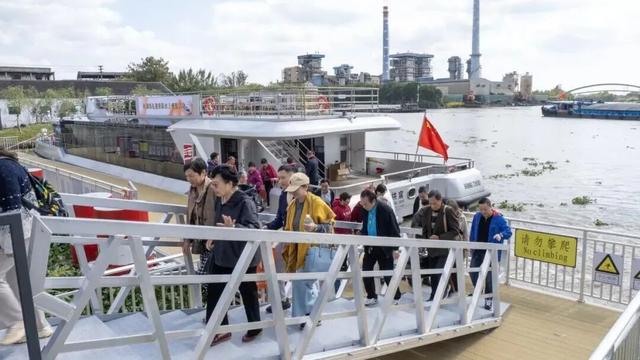 人文魅力 | 杭湖线主题航班诠释交旅融合新体验