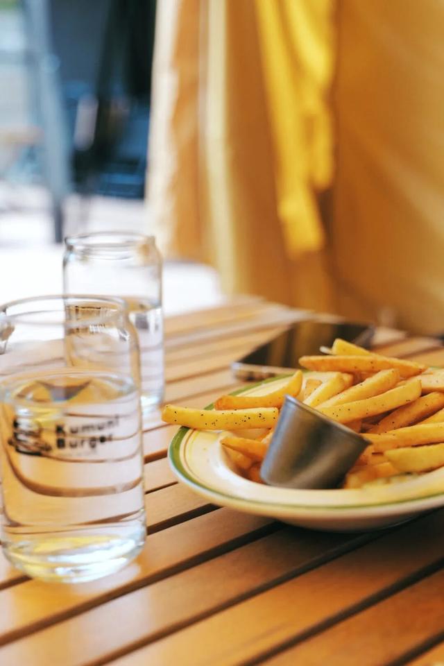 听，呼和浩特的秋天在喊你煮茶喝咖了