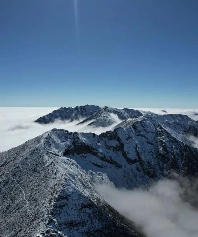 今日重阳 | 登高望远正当时，太白山邀您共赏秋韵雪景，邂逅温泉暖意