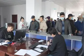 同江市中俄水运边民互市贸易区正式运营图片