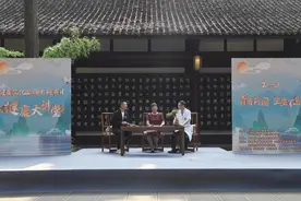 中国医师节丨当医学遇上人文，会撞出什么火花？四川《健康大讲堂》首期节目开播图片