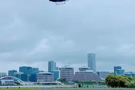 上海黄浦江低空观光游国庆日首飞，“空中打卡”有何不一样？图片