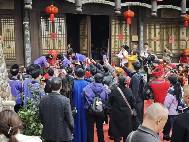 红色、生态、文化！这场龙山深度行，让嘉宾考察团“心动”了