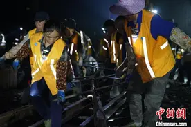 湘桂铁路集中修施工全面启动图片