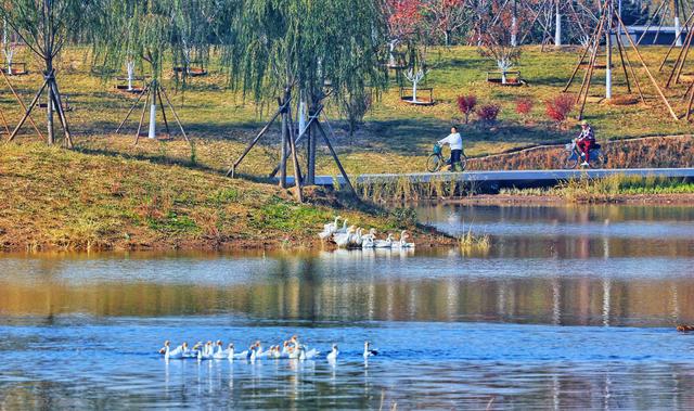 京城亮出活力水岸