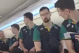 上海航空被指为等外籍乘客致延误续：机场称原因实为流量控制图片