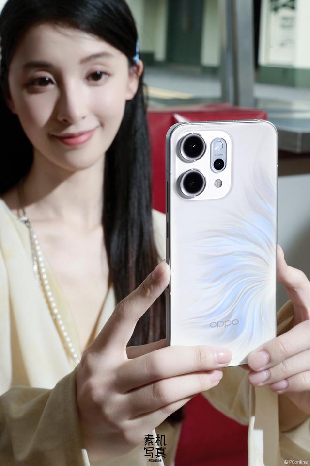 OPPO Reno14：高颜值与影像实力兼具的潮流之选