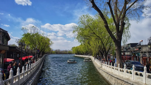 什刹海：北京皇城中的一颗明珠