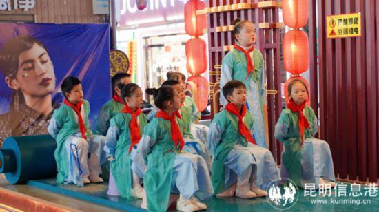 霓虹烟火照夜街 文山广南千年句町文化点亮云南新“夜”态