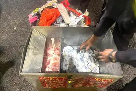 装了6万多元现金的钱箱子丢在高速路上，川渝交警雪夜往返寻找图片