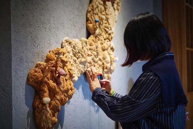 来东城这个胡同小院，邂逅蘑菇精灵的童话秘境——